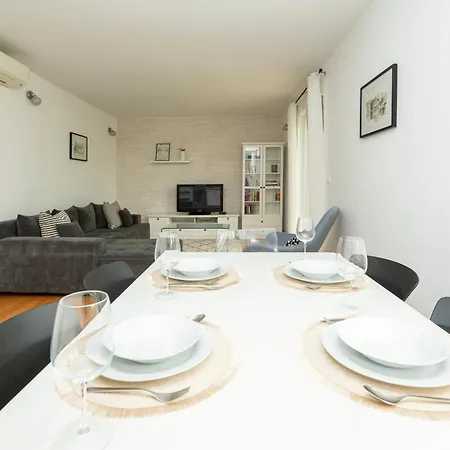 Paula Apartment Trogir
