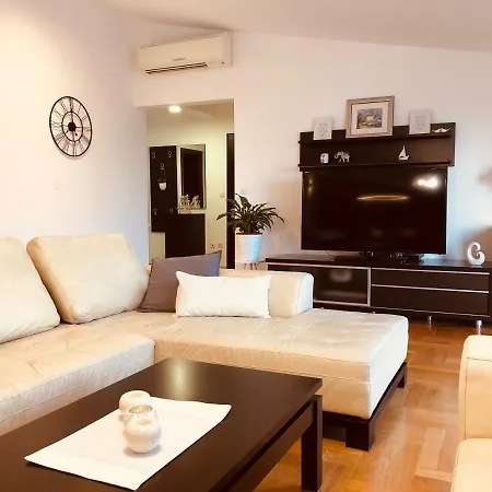 Apartment Paula *